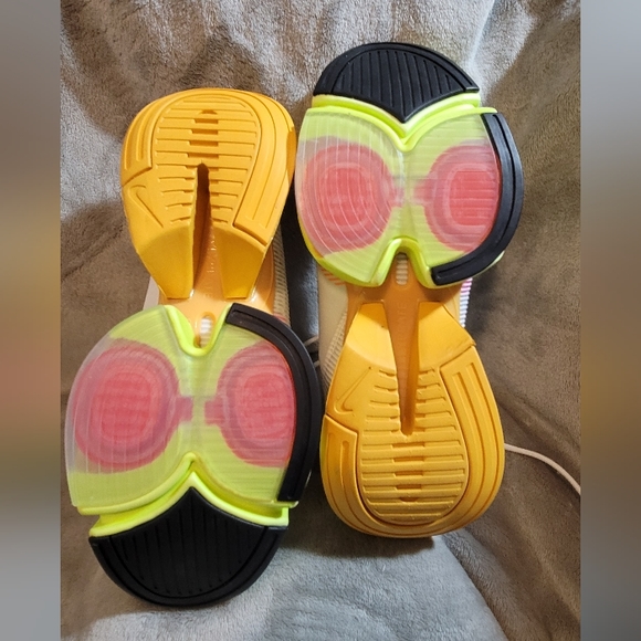 Nike Air Zoom SuperRep 2 X White Pollen Volt DH7916-121 Womens Size 10 New - Picture 3 of 7
